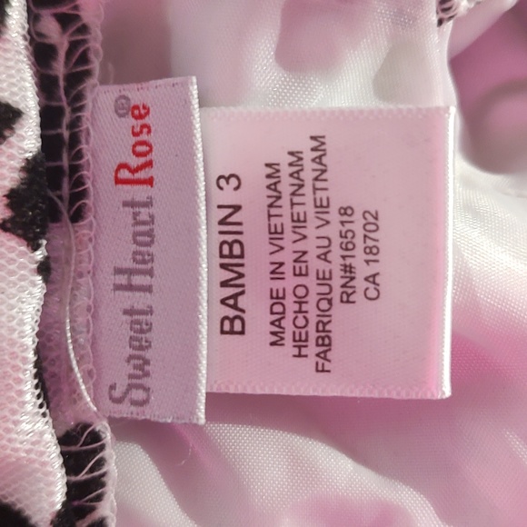 Black & White Dress - Picture 9 of 10